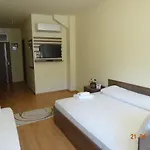 Hotel Peshtera *