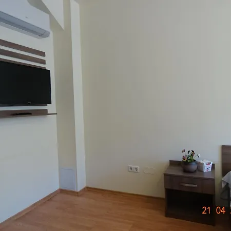 Peshtera Hotel *